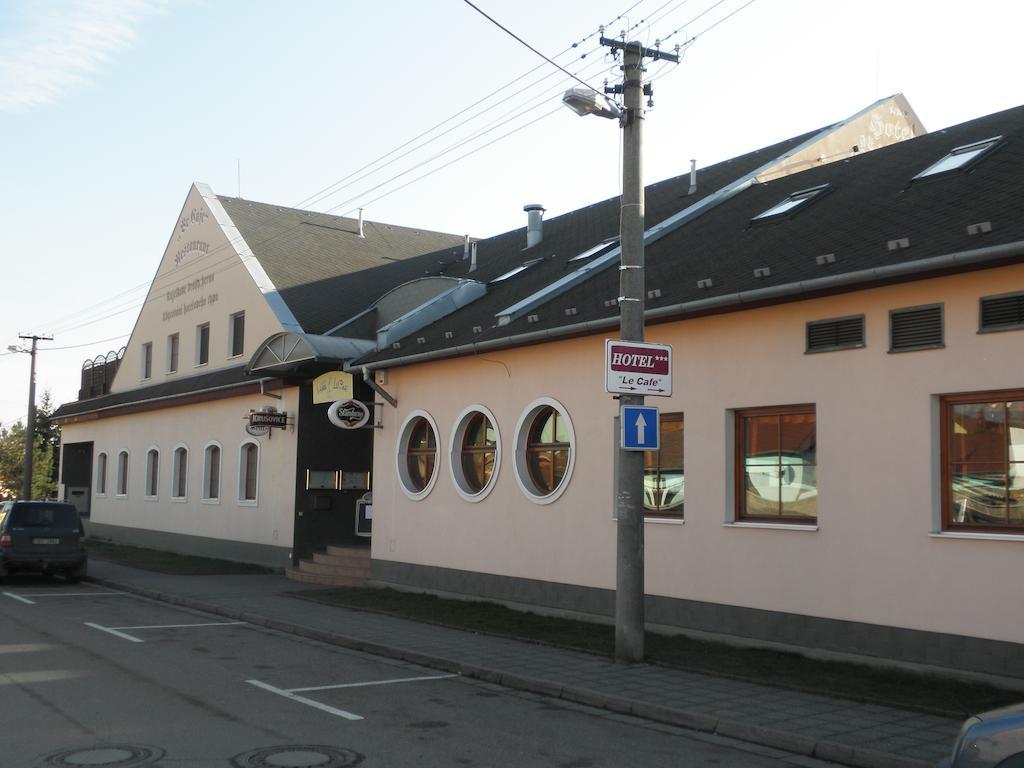 Hotel Le Cafe Pohořelice 외부 사진