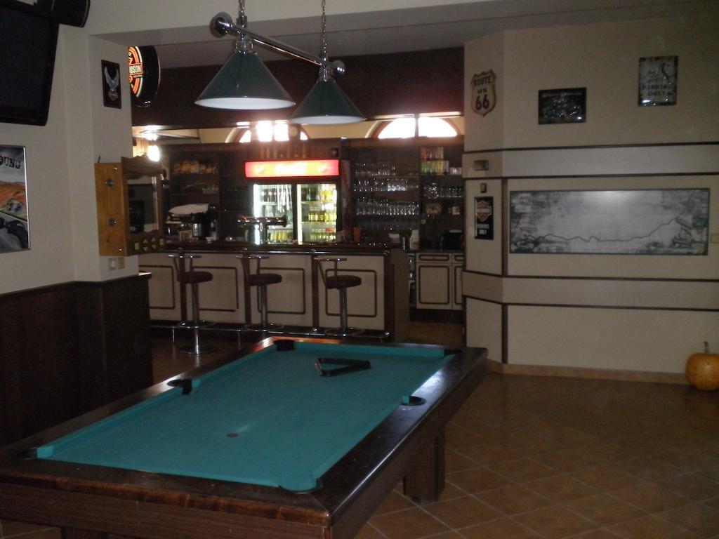 Hotel Le Cafe Pohořelice 외부 사진
