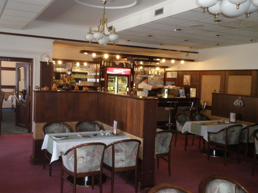 Hotel Le Cafe Pohořelice 외부 사진